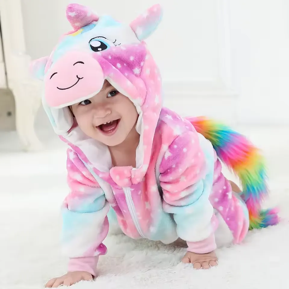 imgi_39_Sbbaa9a9024634f46b5c29d705e71f5eef.jpg_960x960q75.jpg_ Pijama Infantil Unicórnio - Kigurumi Arco Iris - Imagem 1