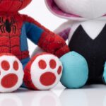 Kit 2 Pelúcias Homem-Aranha e Spider-Gwen 30cm - Imagem 3
